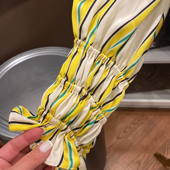 Pin stripe button down blouse - Picture 2 of 5